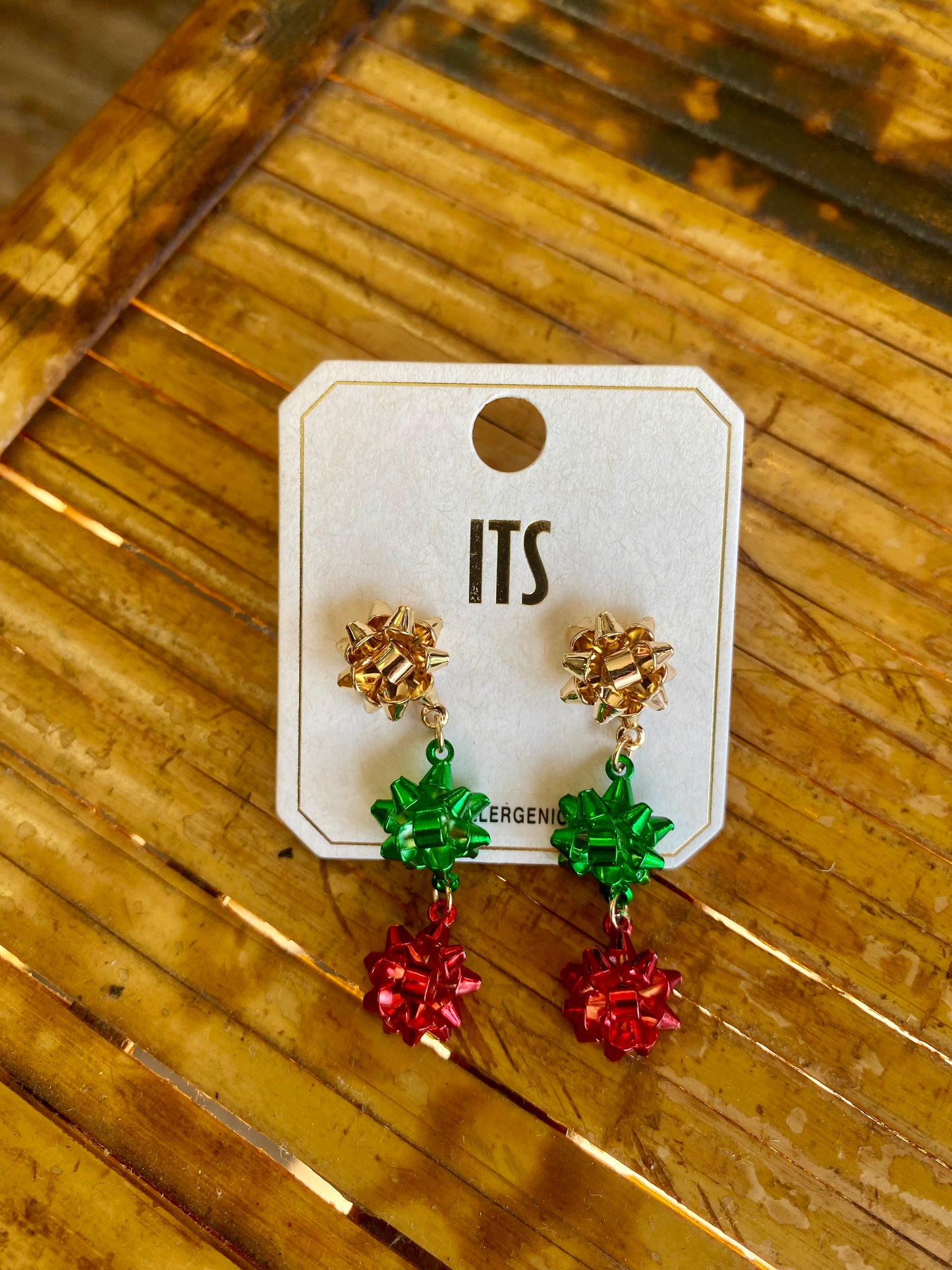 Holiday Cheer Bow Earrings