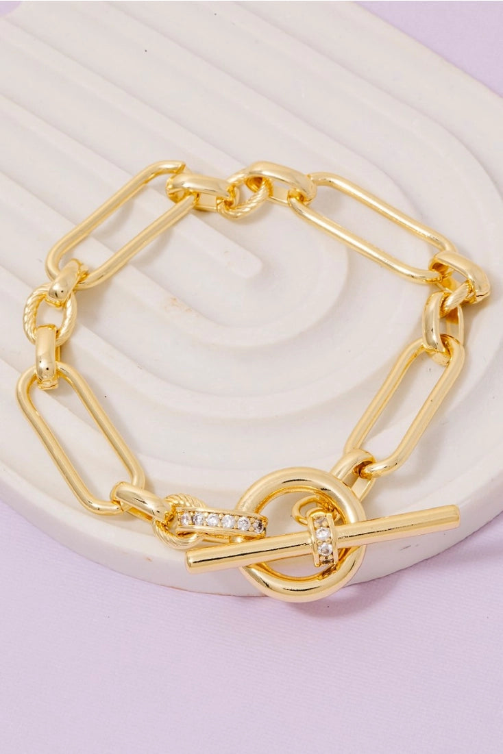 Toggle Gold Chain Bracelet